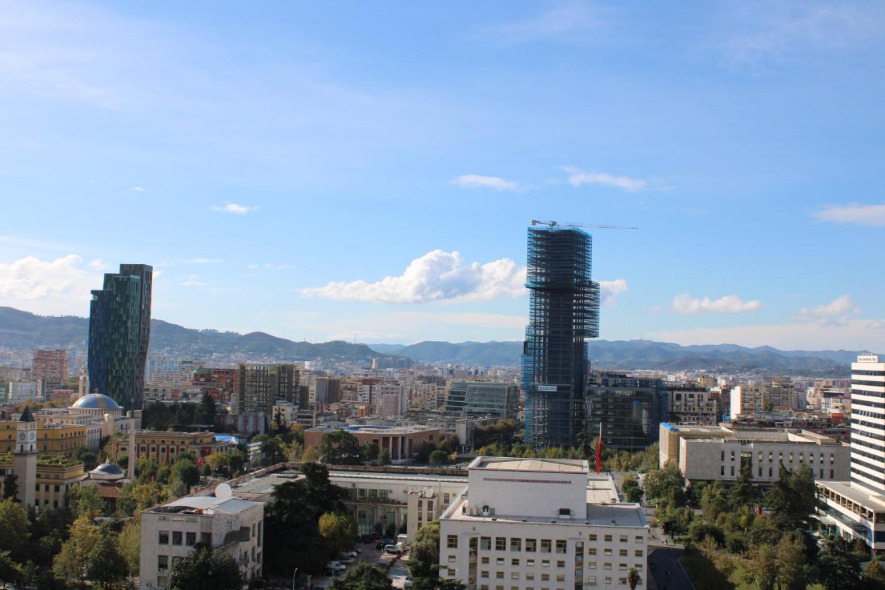 Heart Of Tirana Hotel Exterior foto